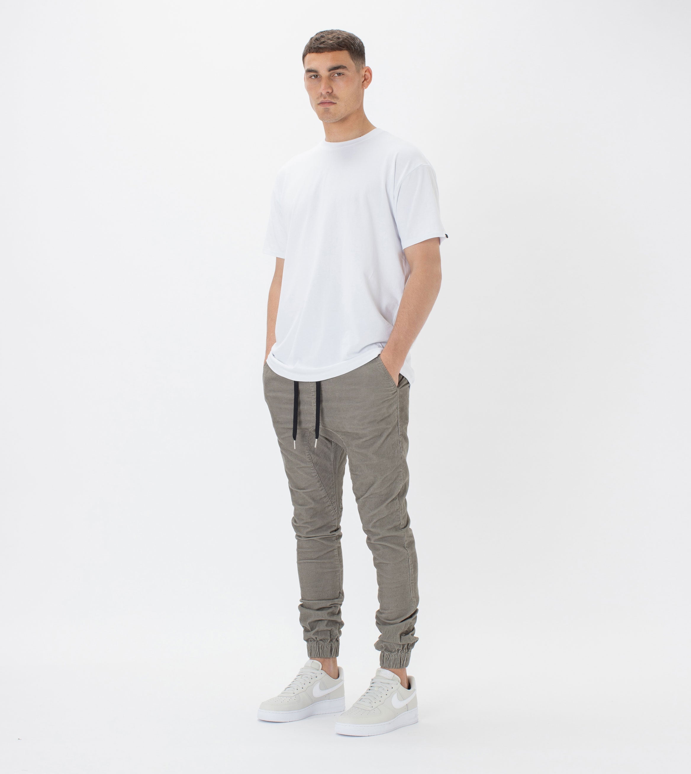 Sureshot Cord Jogger Dk Moss