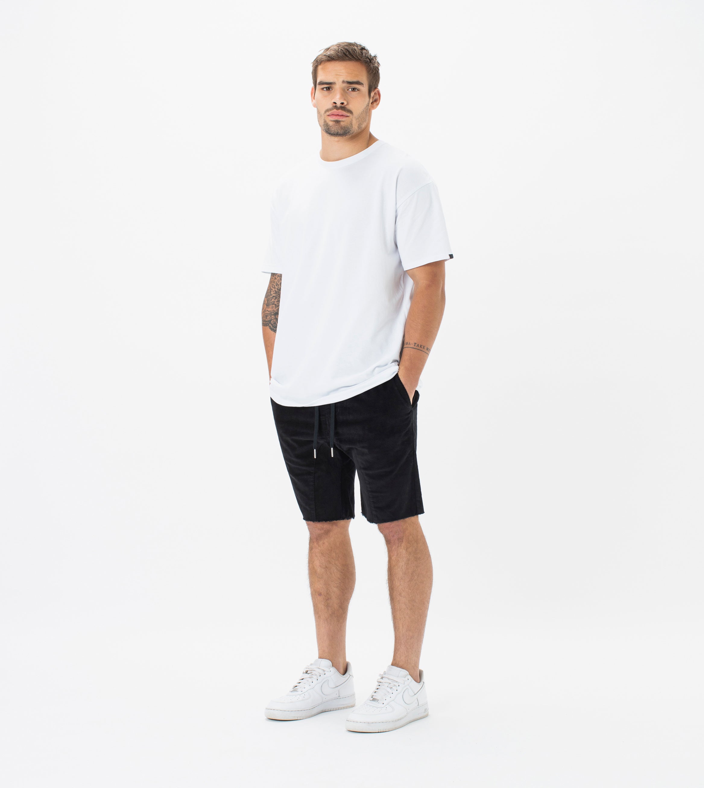 Sureshot Cord Short Black
