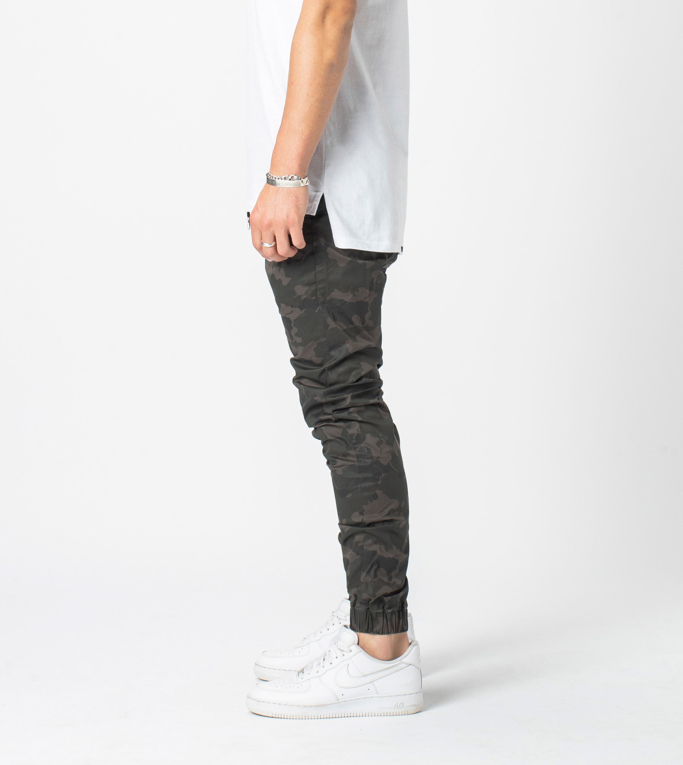 Sureshot Lightweight Jogger Dk Camo