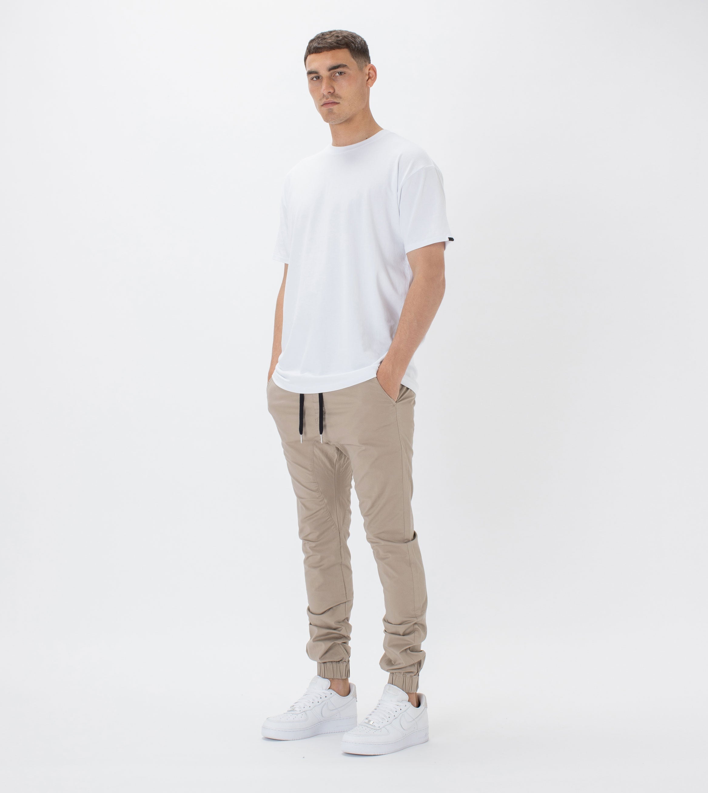 Sureshot Lite Jogger Sandstone