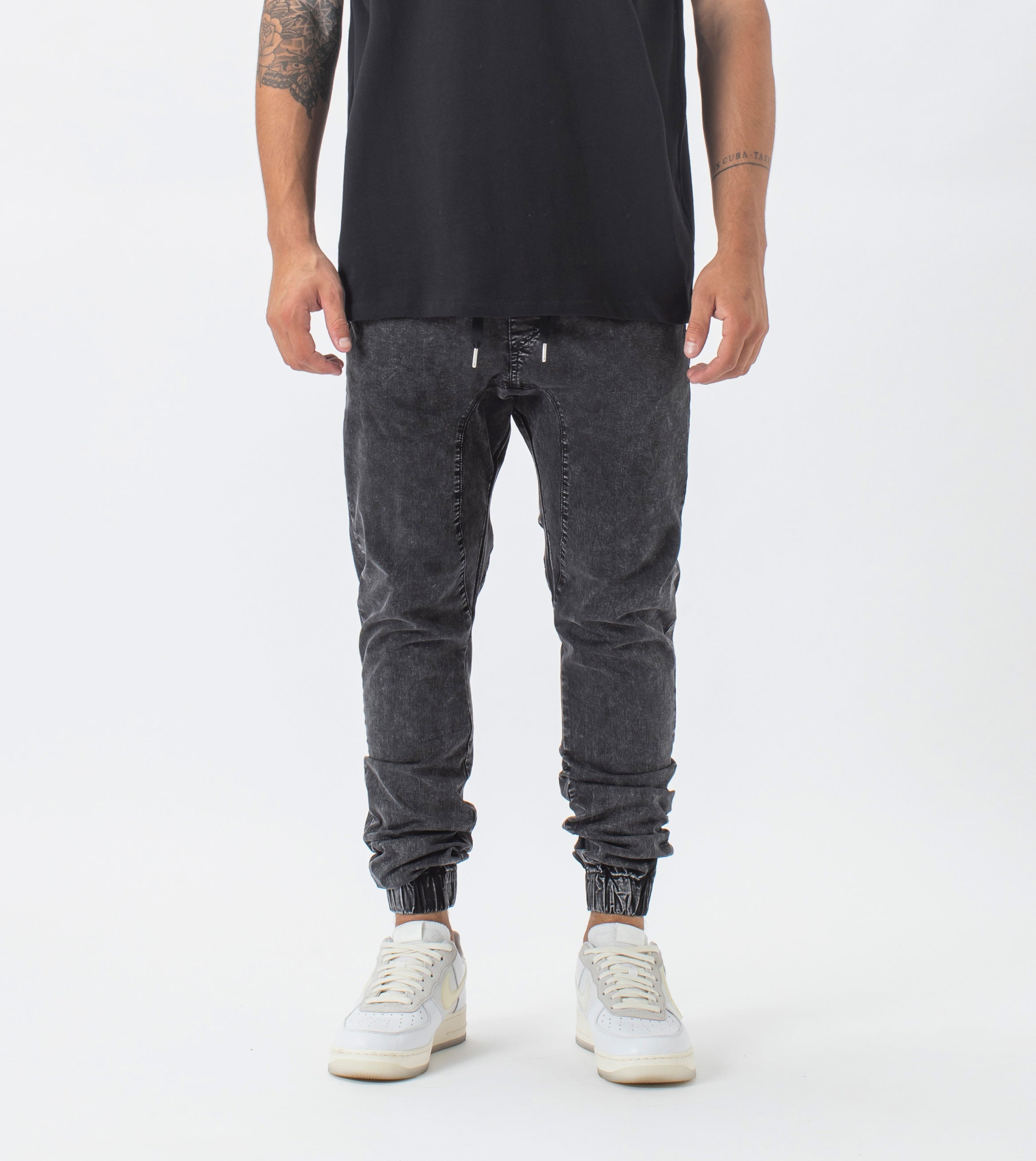 Sureshot Lightweight Jogger Vintage Black