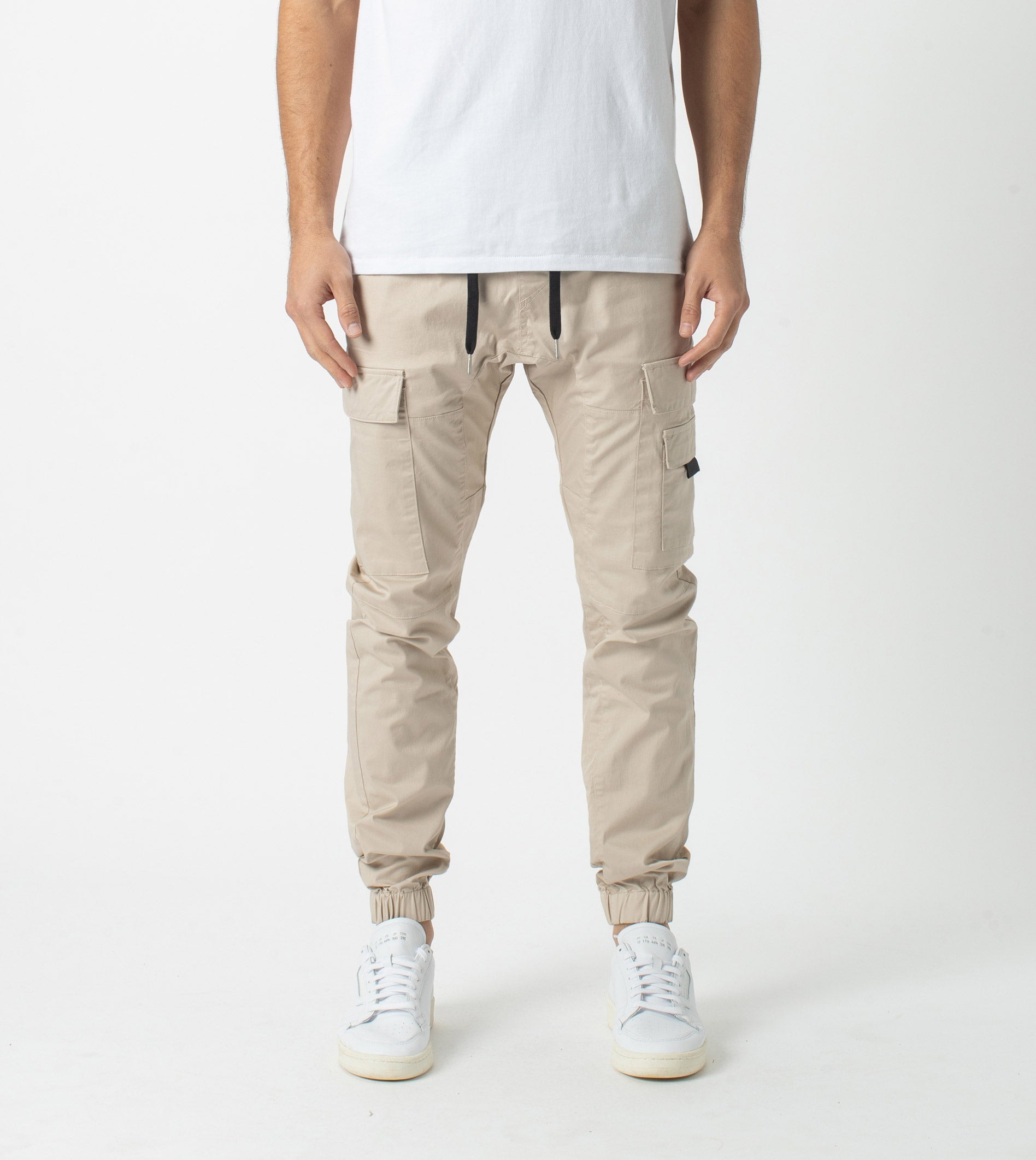 Sureshot Lightweight Cargo Jogger Oat