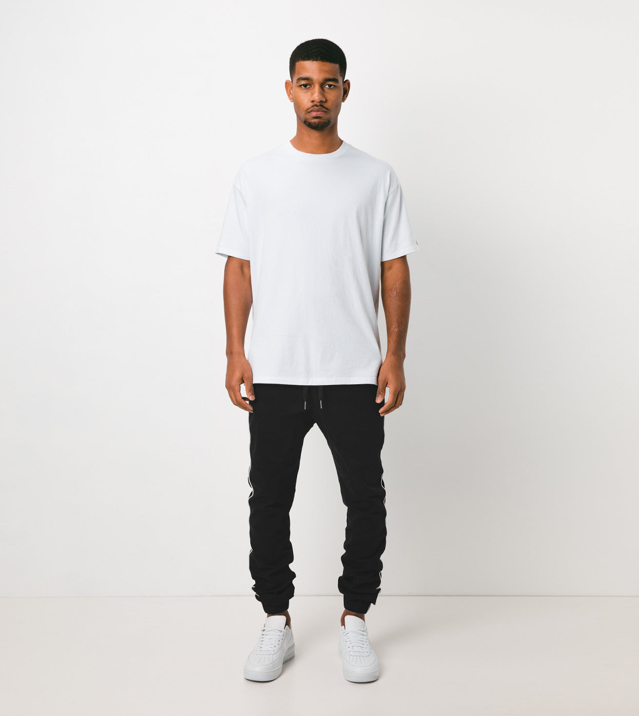 Sureshot Pipeline Jogger Black/White - Sale