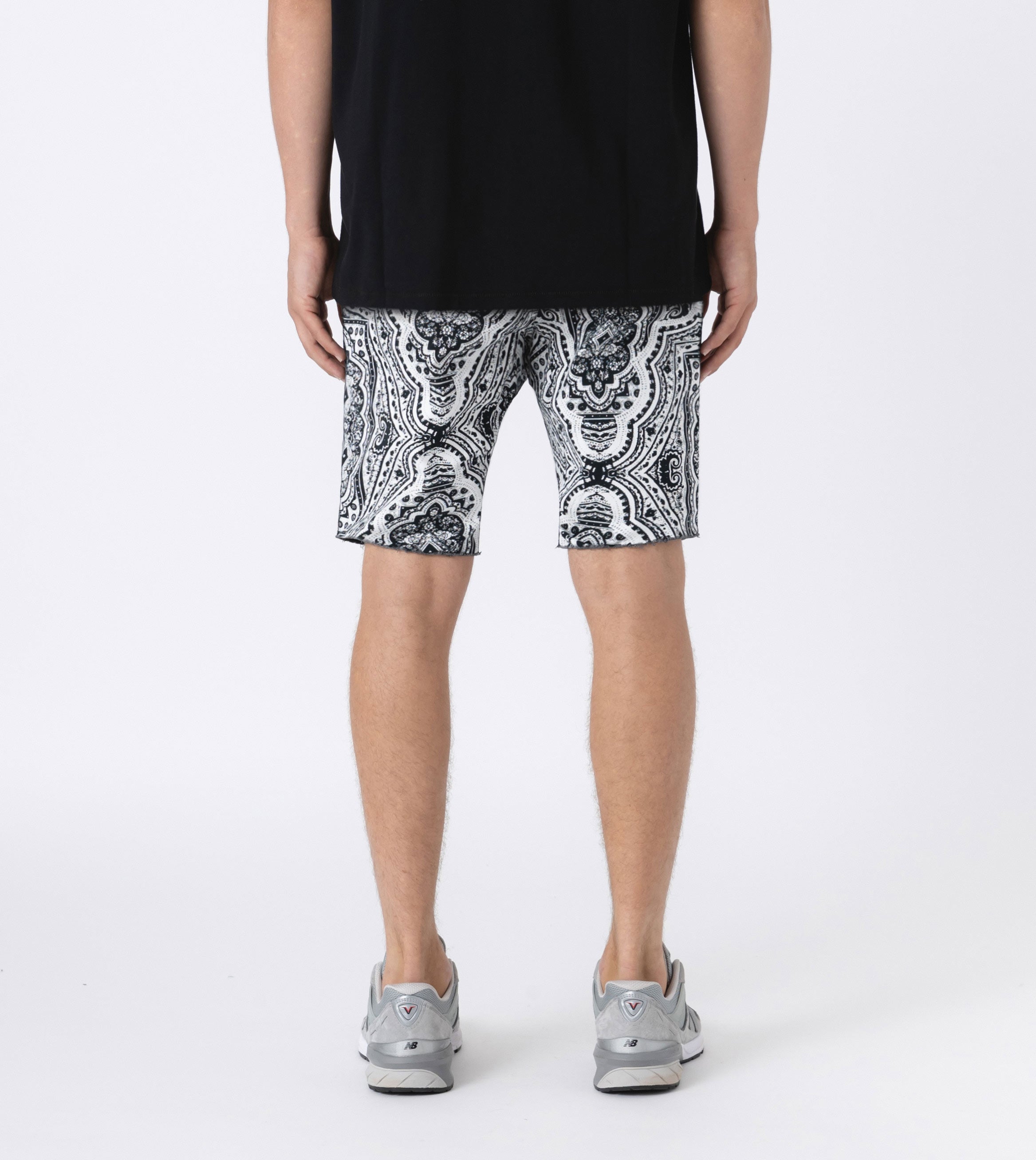 Sureshot Short Milk/Black
