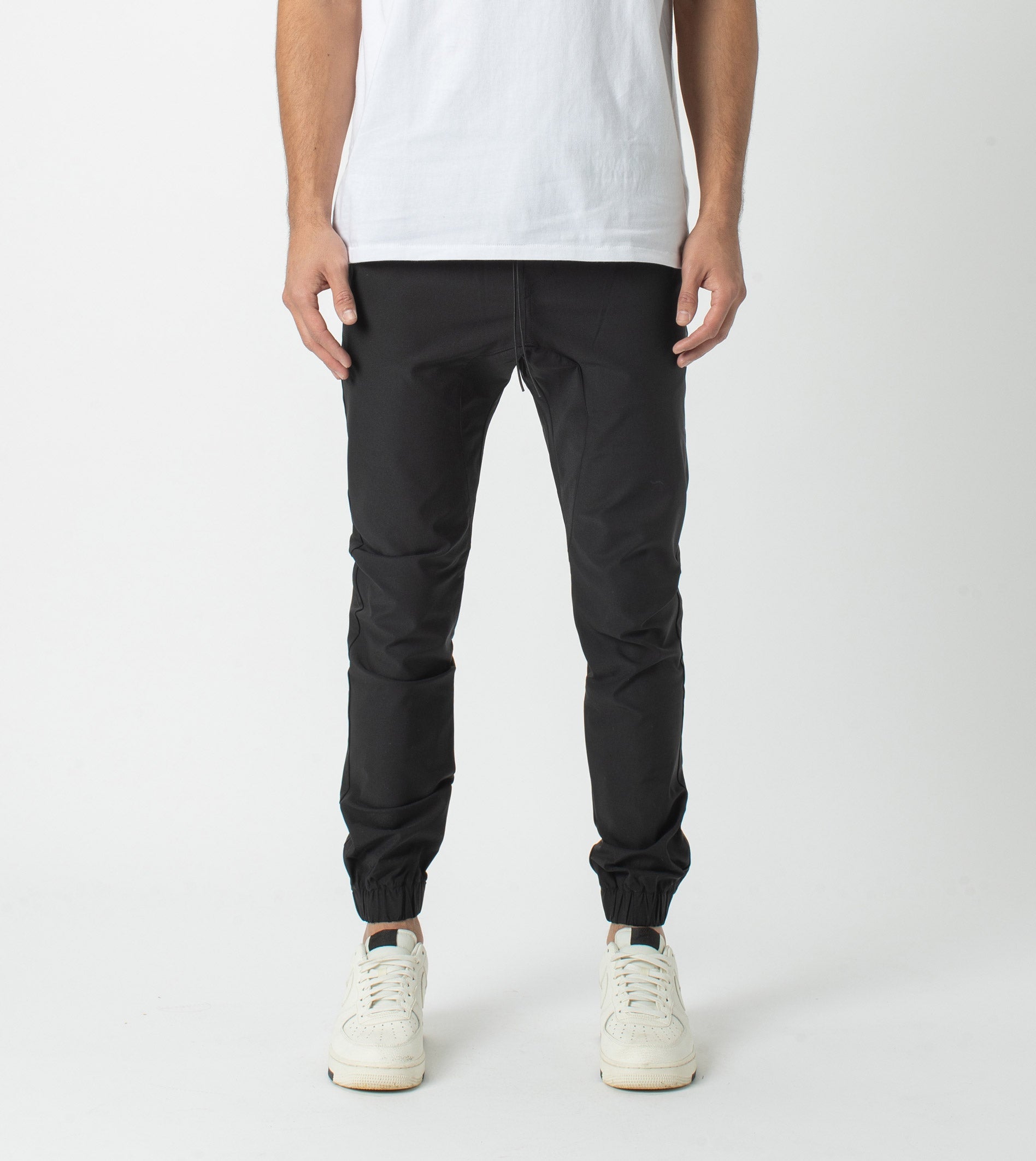 Sureshot Tech Jogger Black