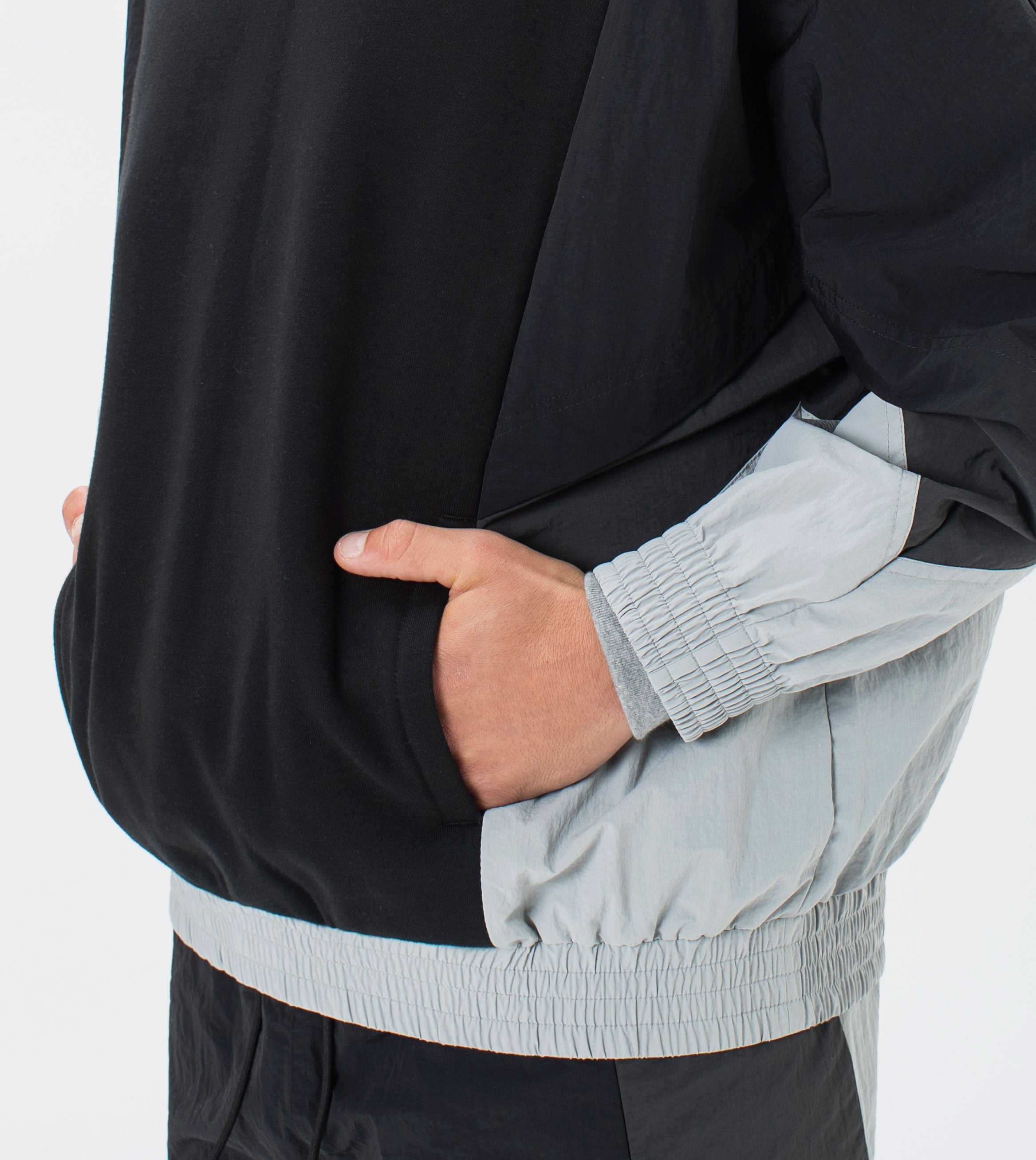 Panel Track Crew Sweat Black/Ash