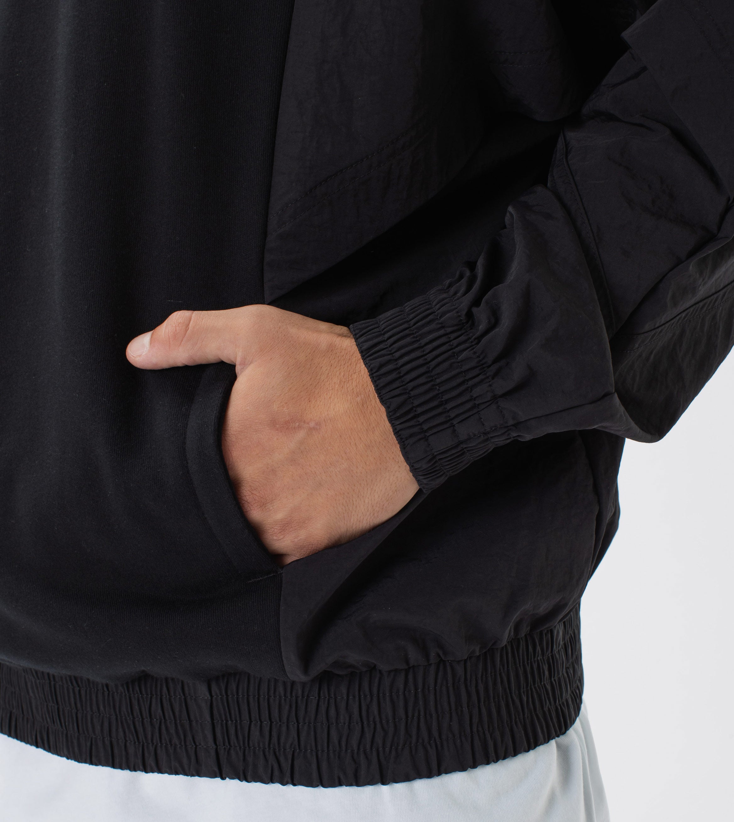 Track Lowgo Crew Sweat Black