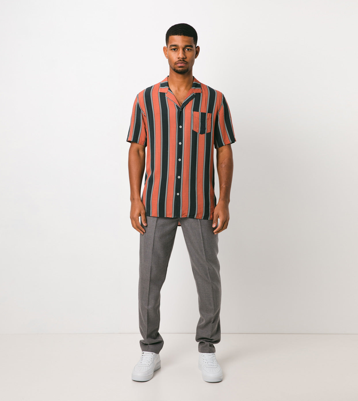 Tunnel SS Shirt Vintage Black/Clay - Sale