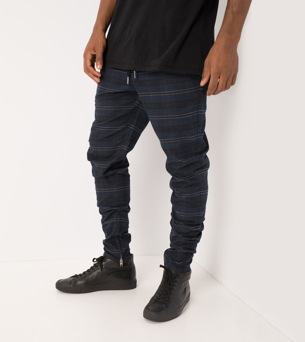 Unblockshot Chino Navy Check