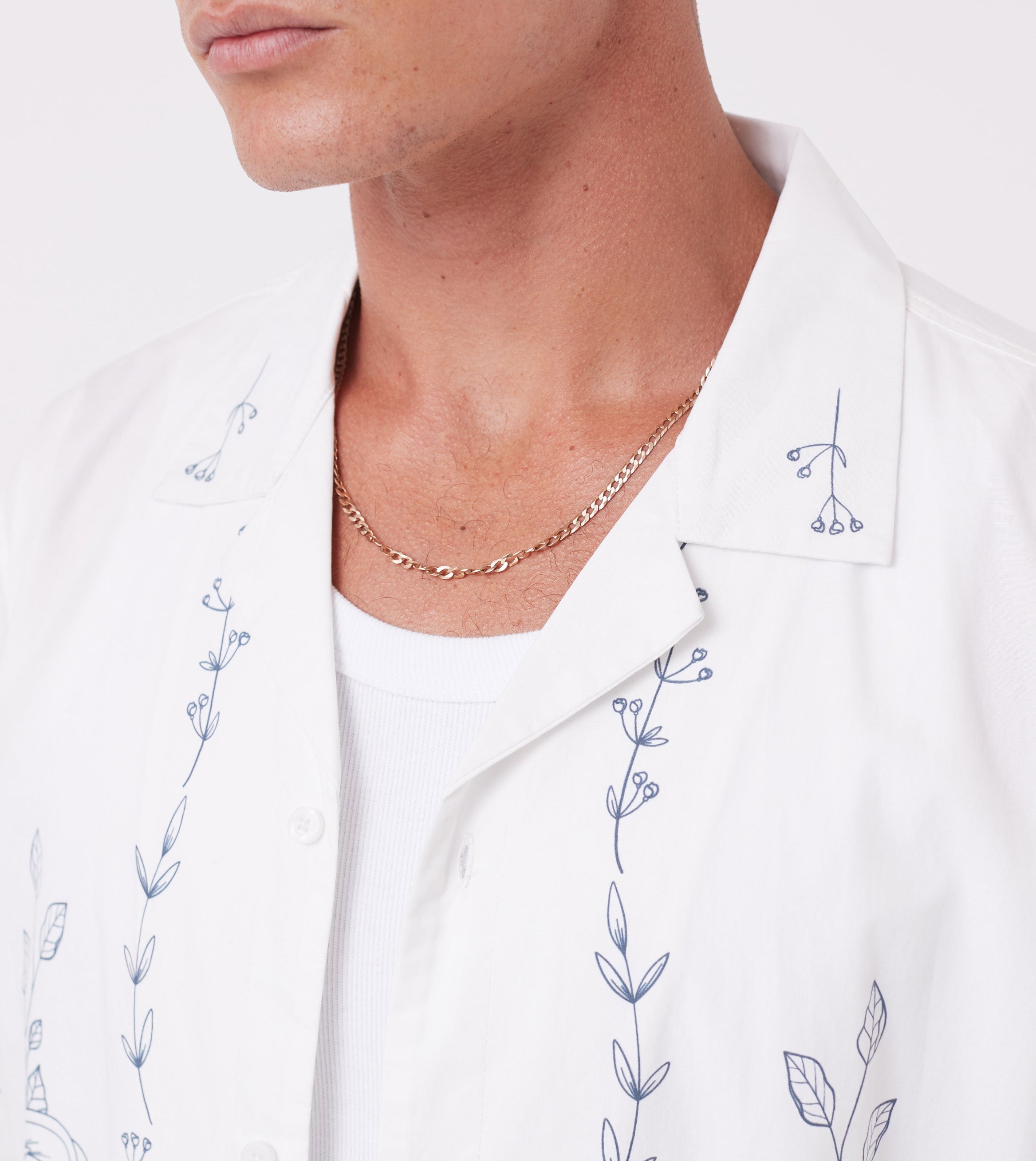 Vine Holiday SS Shirt White