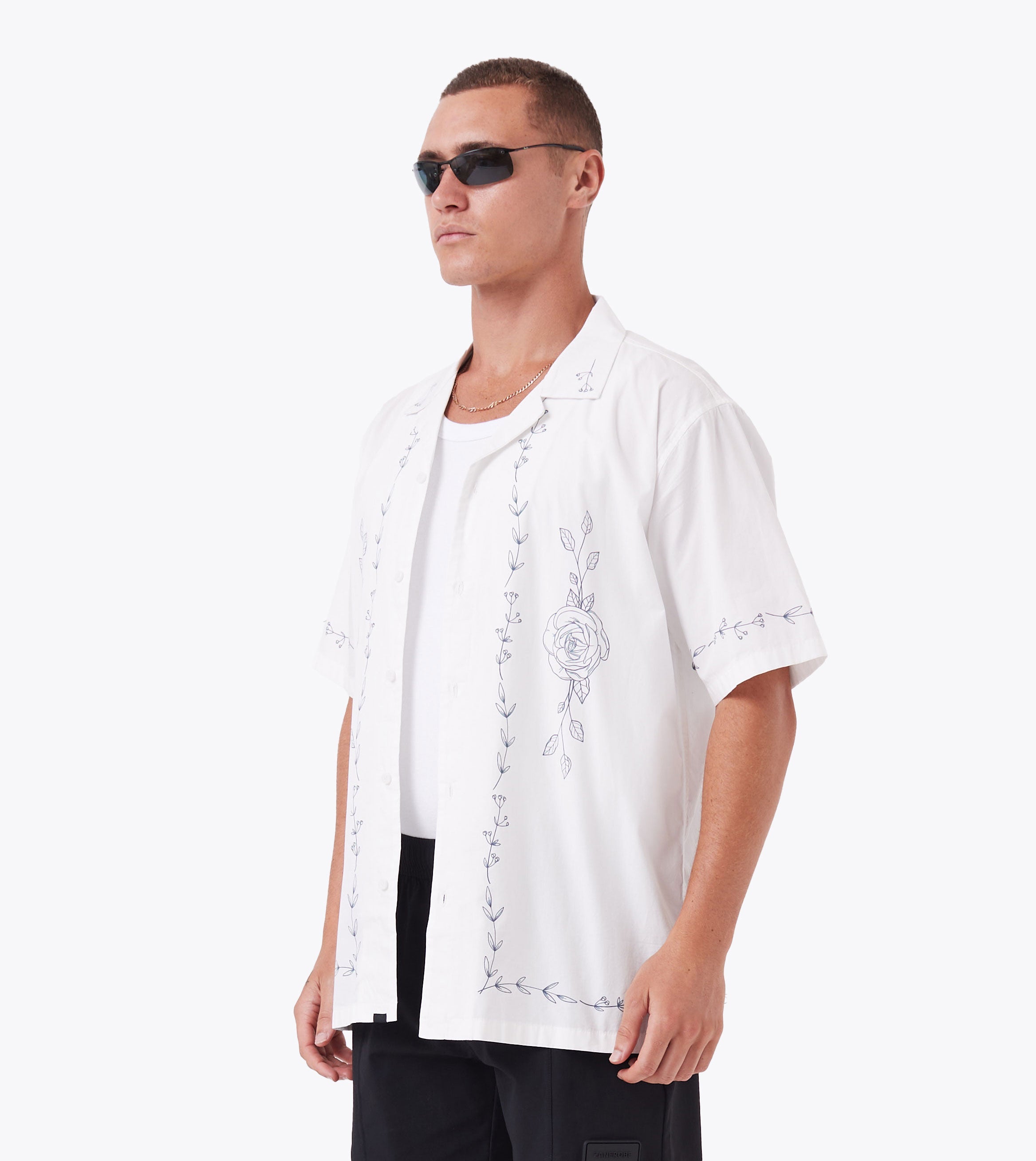Vine Holiday SS Shirt White