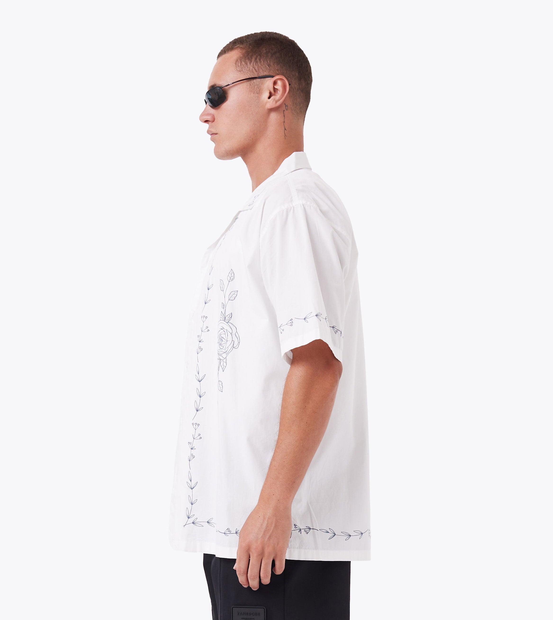 Vine Holiday SS Shirt White