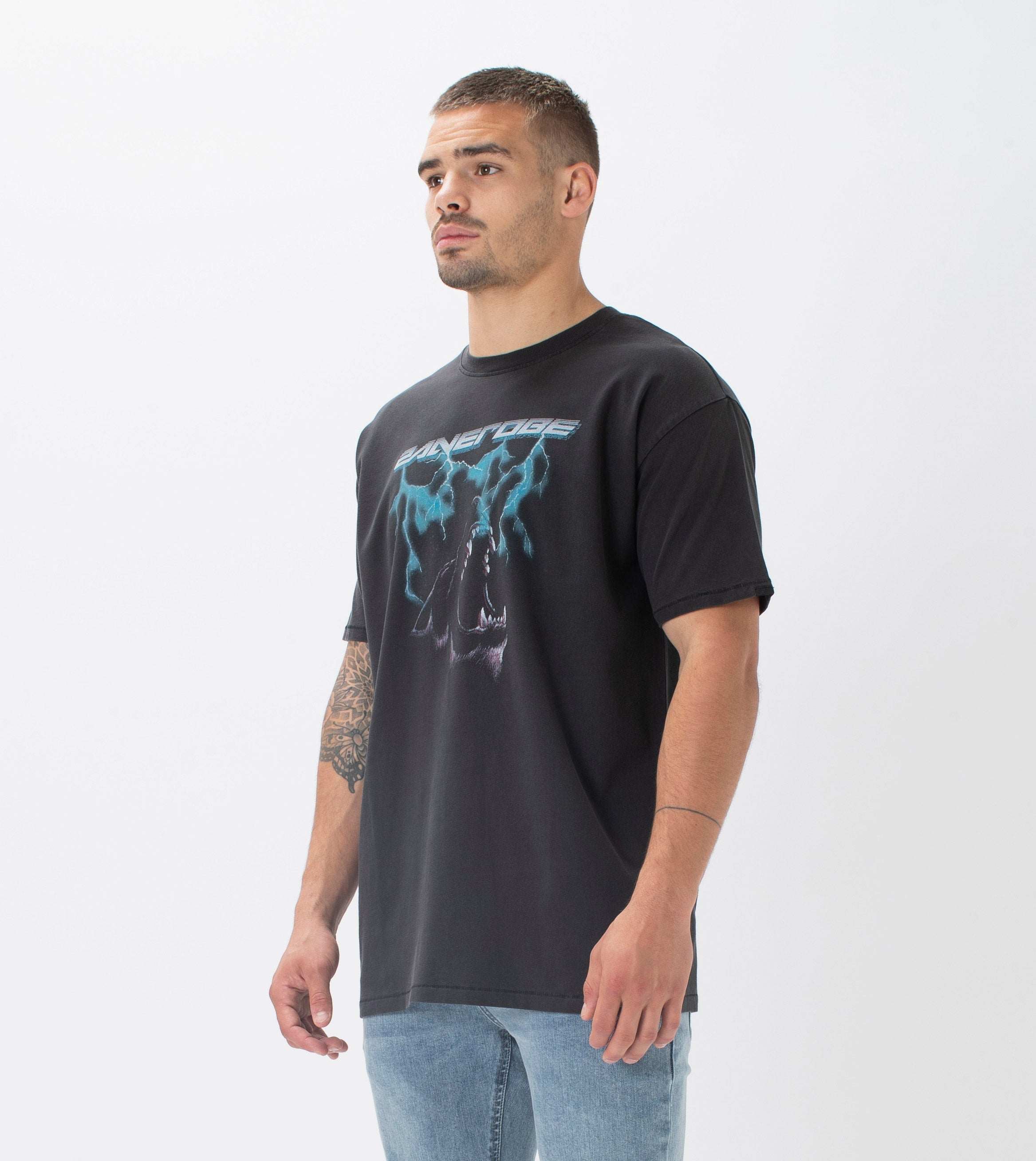 Wolf Box Tee GD Black