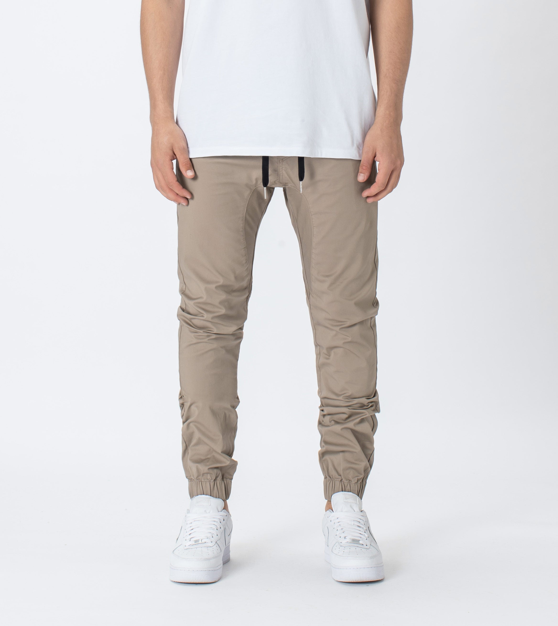 Sureshot Lightweight Jogger Sand