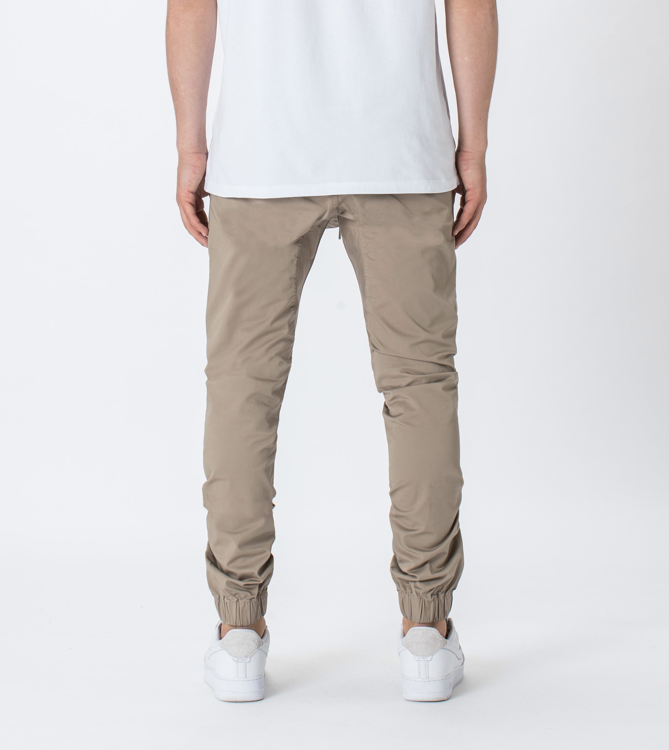 Sureshot Lightweight Jogger Sand